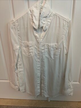 Chico's White Relaxed Shirt with Logo Label